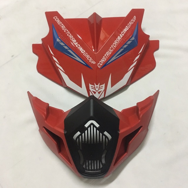 Mão sừng exciter và mặt nạ winner