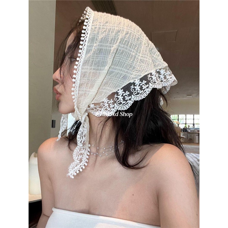 Khăn Choàng Cổ Bằng Lụa Phối Ren Hoa Hình Tam Giác Màu Be Phong Cách Retro Pháp