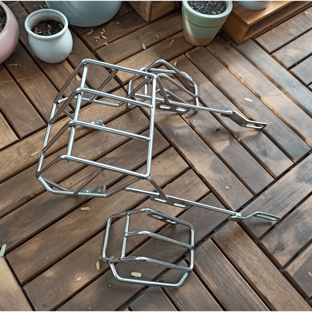 Giá rẻ nhất - baga sau inox cub 81 - cub82 - DD - Daelim - DH bảo vệ đèn hậu và xinhan