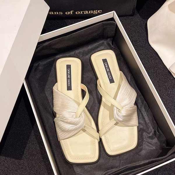 Sandal Đế Bằng Thiết Kế Mới Thời Trang Mùa Hè 2023 Dành Cho Nữ