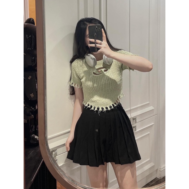 ÁO LEN CROPTOP CHỮ D