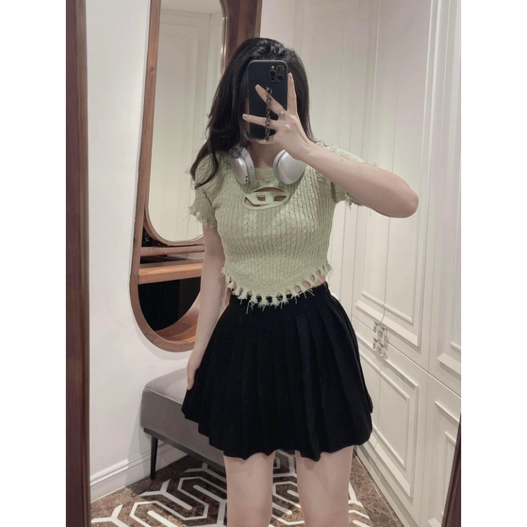 ÁO LEN CROPTOP CHỮ D