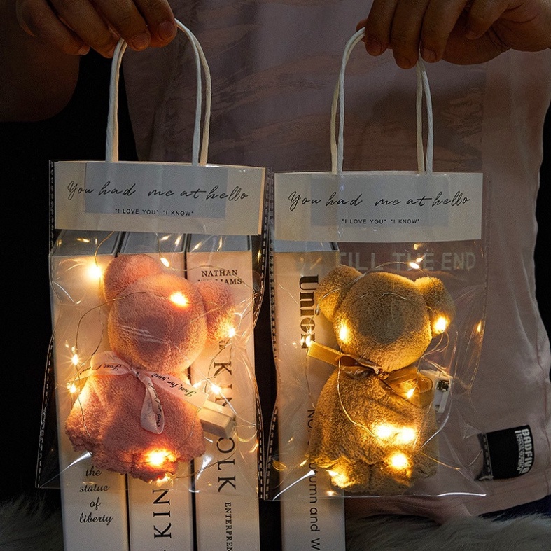 Khăn gấu kèm túi món quà kt 30*30cm có đèn lập loè fairy light đẹp mắt Hy Hy Store