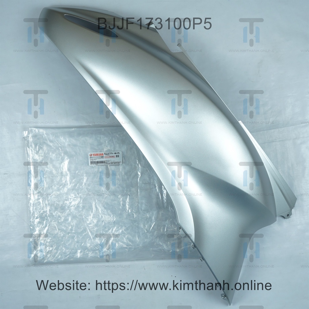 Ốp sườn R (Phải) Grande 2022 Yamaha VN _ BJJF1731