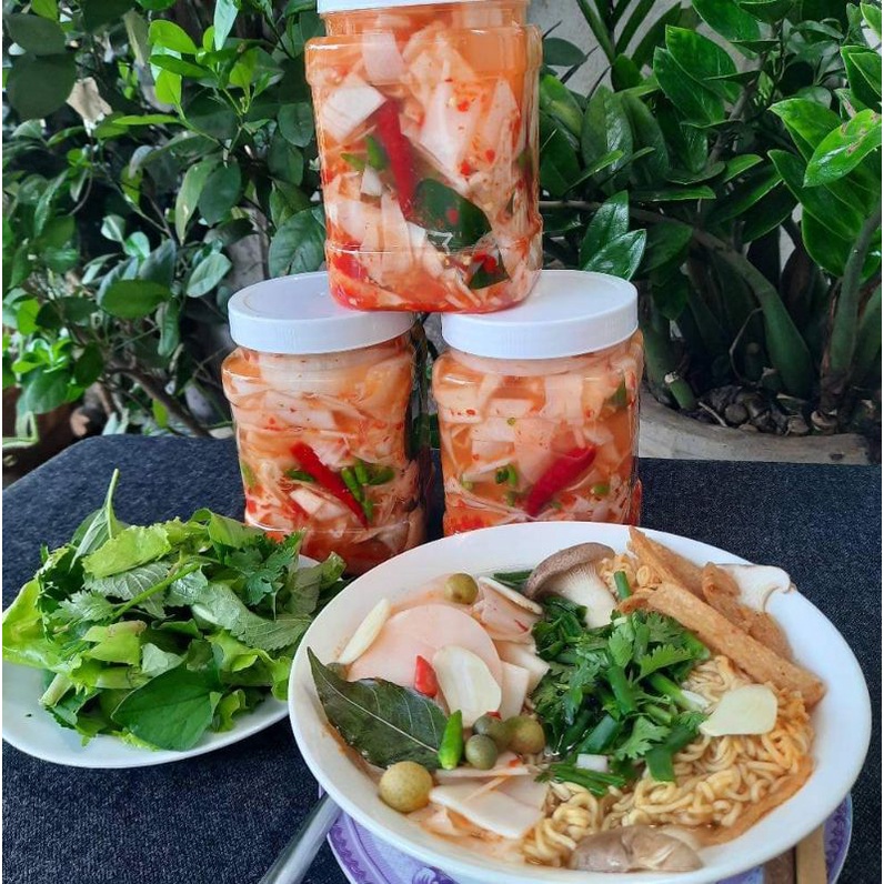 Măng muối tỏi ớt lá mắc mật - hũ 1kg