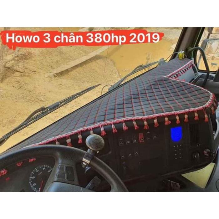 Thảm táp lô xe HOWO 3, 4 CHÂN 380, 371, A7, T7H chất liệu DA 5D