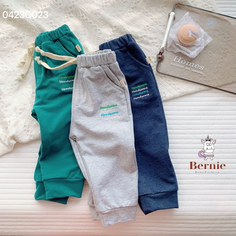 Quần dài bé trai da cá thêu Handsome Bernie - Quần thu đông thể thao bé trai cho bé từ 9-23kg- 0423Q023