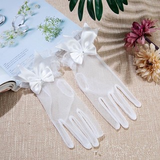 Phụ kiện thời trang găng tay cưới cho dâu xinh - TRIPBLE T DRESS