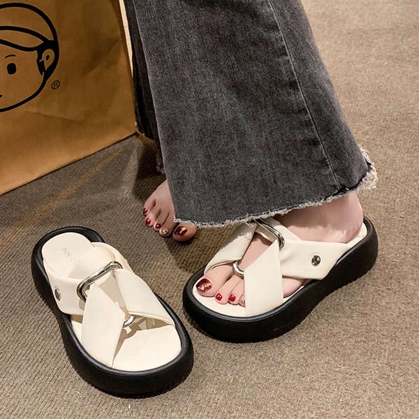 Dép đi trong nhà phụ nữ mùa hè mặc bên ngoài phong cách mới dày-soled anti-slip beach flip @