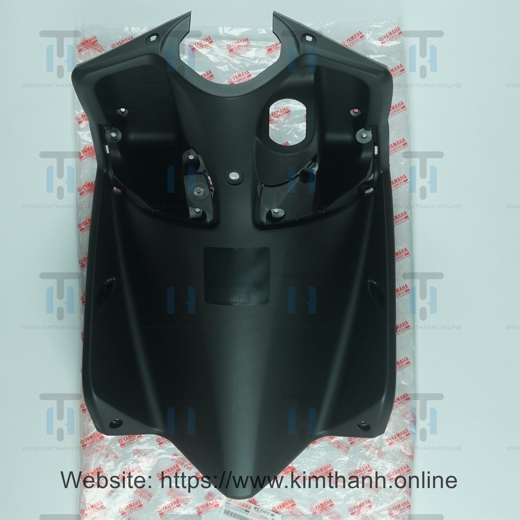 Cốp trước Ultimo Yamaha VN _ 4P8F8310