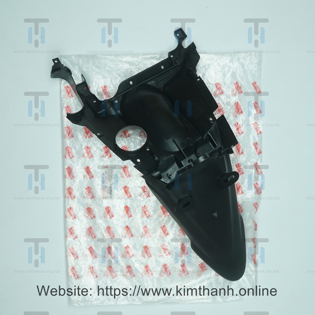 Đuôi bảng số Ultimo Yamaha VN _ 4P8F16110000