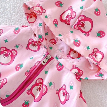 Áo gió gấu dâu 2 lớp xinh xắn cho bé gái size đại 10-40kg Áo khoác gió thu đông cho trẻ em hàng đẹp Kittenbabyshop