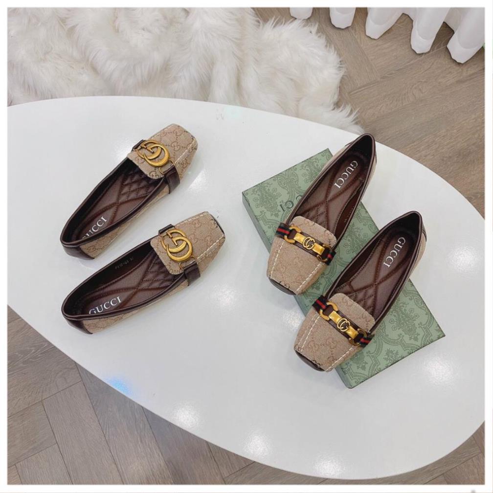 Giày bệt G.C khuy vàng sang chảnh. lót siêu êm. đế siêu chống trượt. full box túi. .