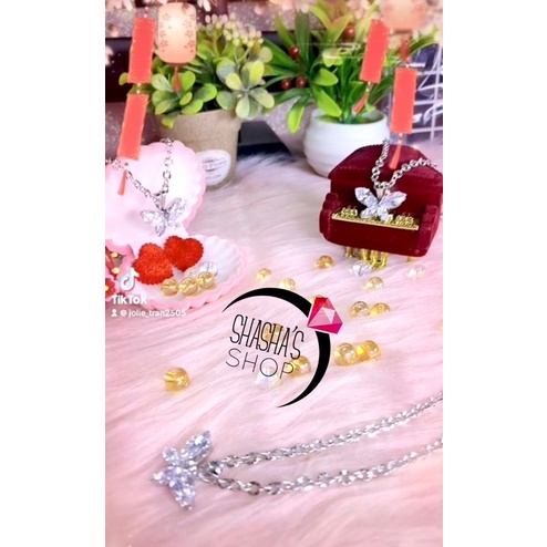 Dây chuyền và mặt inox cao cấp D189 đá sáng rực rỡ