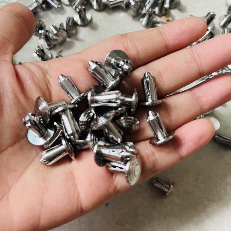 Nút bấm dàn áo inox304 cho xe máy