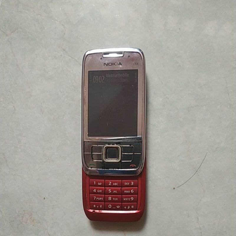 Điện thoại Nokia E66 nắp trượt chính hãng