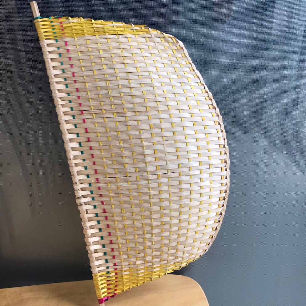 Quạt tre trang trí quạt nan treo tường decor đan thủ công