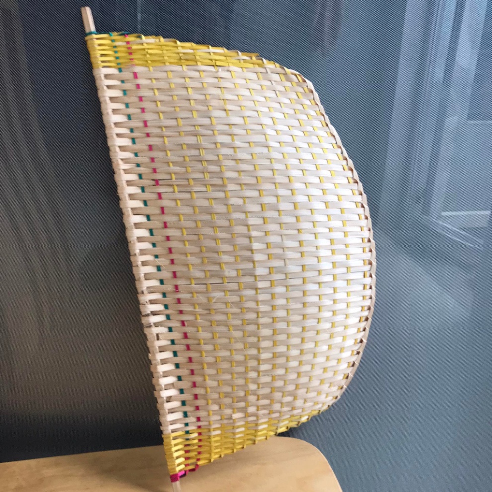 Quạt tre trang trí quạt nan treo tường decor đan thủ công