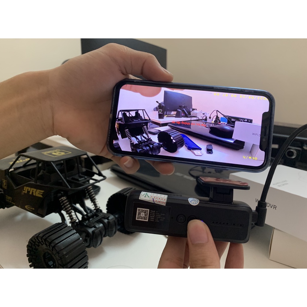 Camera hành trình V8Pro kết nối điện thoại giám sát đỗ xe