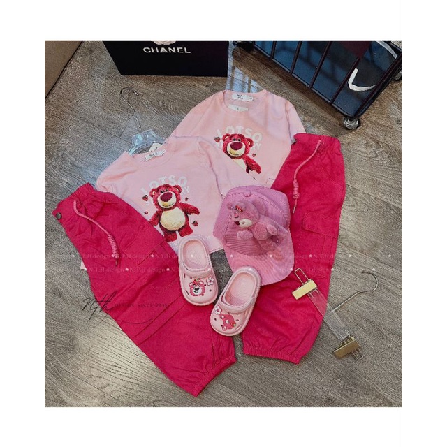 10 đến 30kg.set hip hop cho bé.set gấu dâu cho bé gái .set bộ gấu cho bé.set áo cotton tay dài in hình gấu+quần kaki