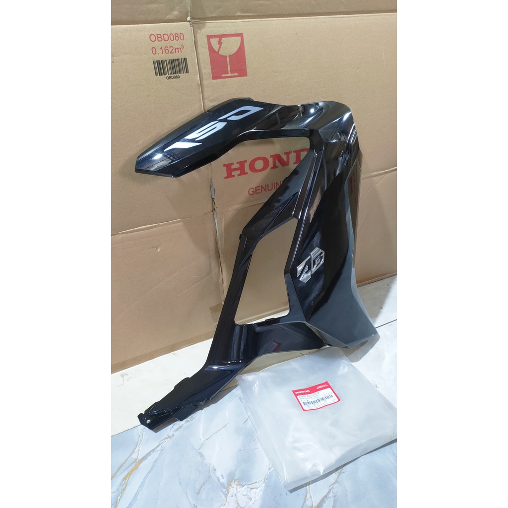 Cánh yếm bên phải | bửng yếm Air Blade 150  màu Đen bóng *NHB25* chính hãng Honda