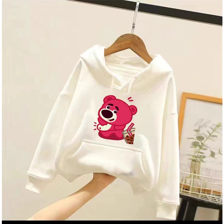 Áo hoodie cho bé gái gấu dâu trà sữa phom rộng chất nỉ size từ 9 đến 65kg