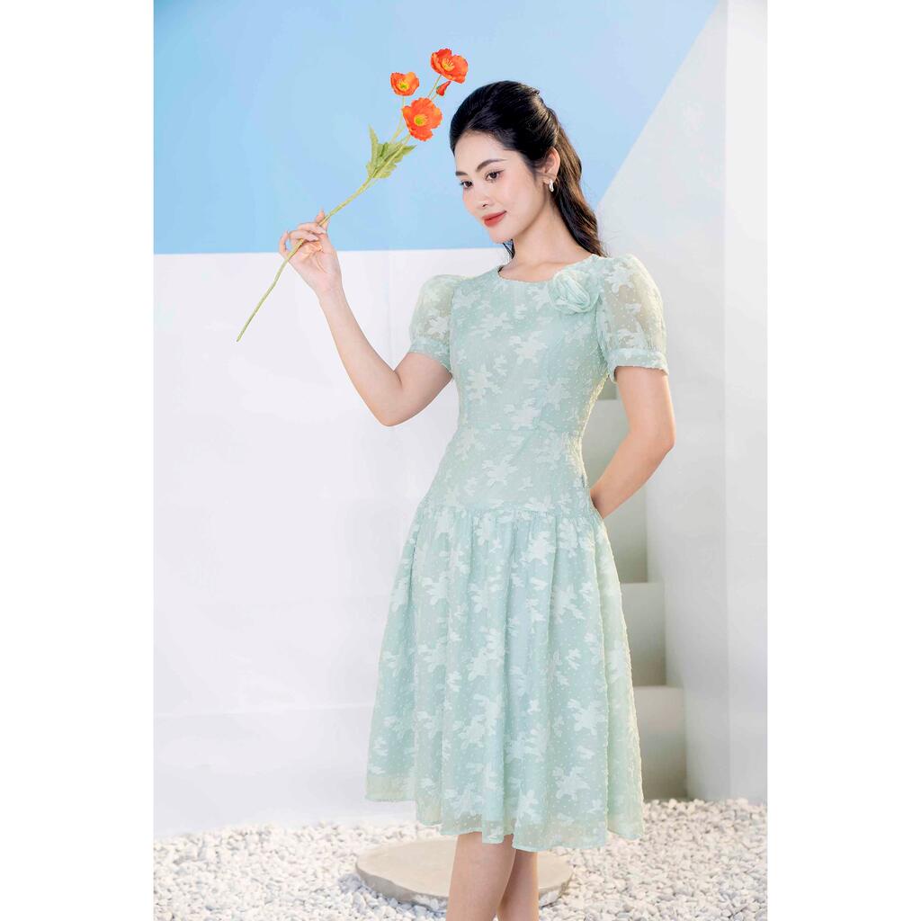 Đầm dáng xòe đính hoa TT MMOutfit DA0323603