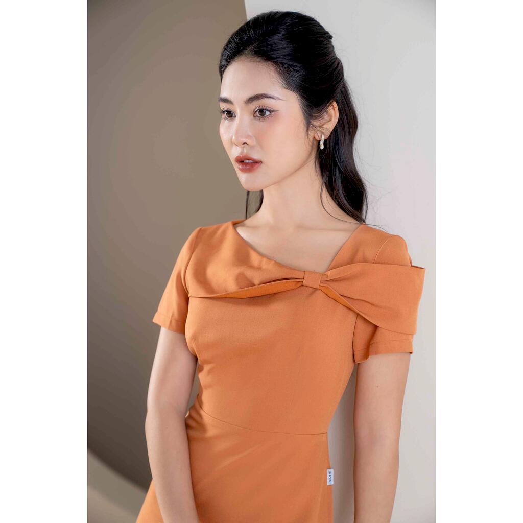 Đầm dáng bút chì thẳng, nơ bong MMOutfit DA0123579