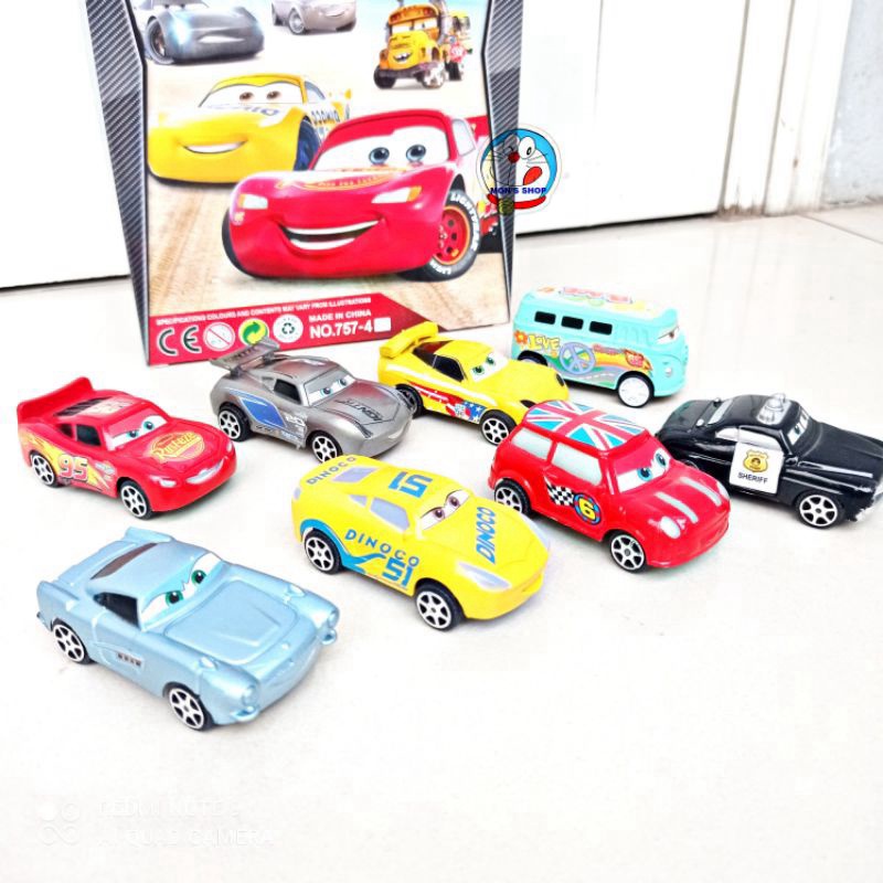 Set 8 chiếc ô tô Mcqueen bằng nhựa chạy đà siêu hot