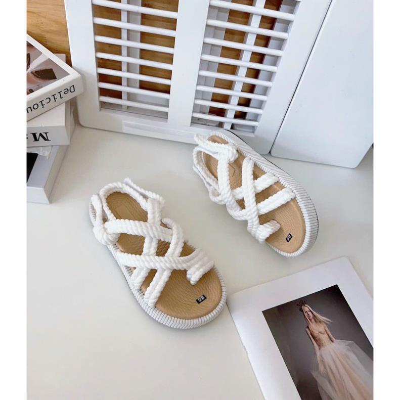GIÀY SANDAL QUAI DÂY DÙ XỎ NGÓN ĐẾ 2 LỚP CAO 3 PHÂN SIÊU XINH