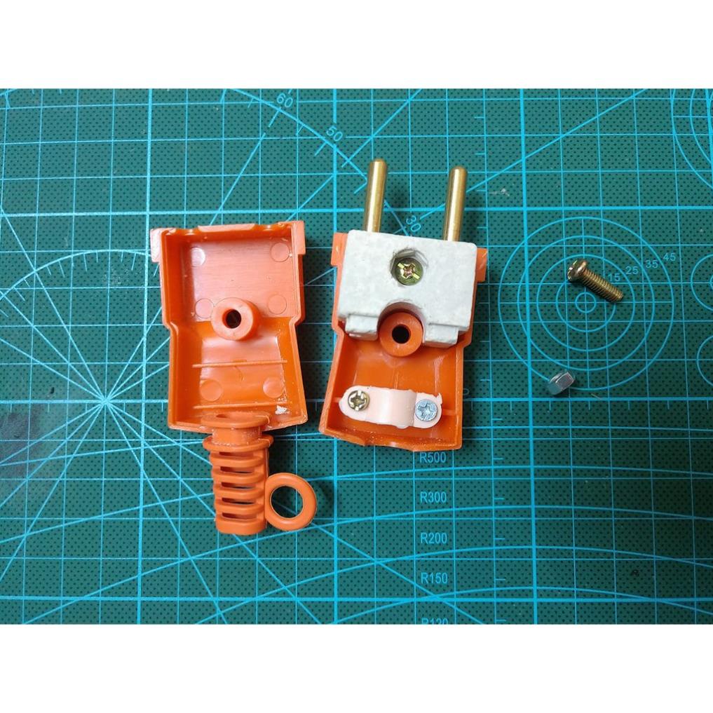 Hli,vn Phích Cắm Siêu Chịu Tải Lõi Sứ 4500W EKIT