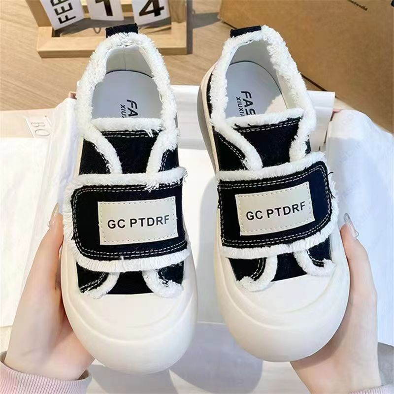 Giày trượt ván vải thường ngày đế dày mẫu mới Velcro giày bánh mì nữ