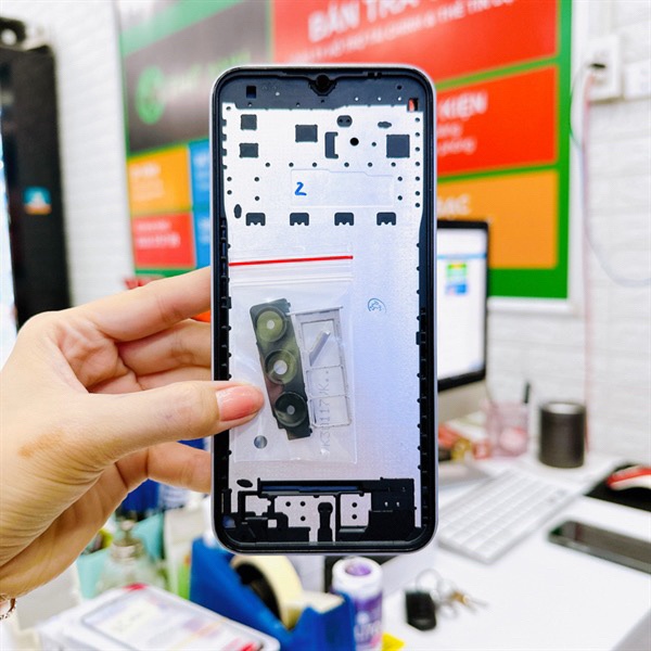 Bộ vỏ Samsung A14 4G / A145 zin mấu máy chuẩn, hàng như hình.