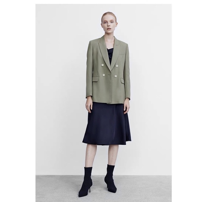 Áo vest xanh rêu 2 hàng cúc