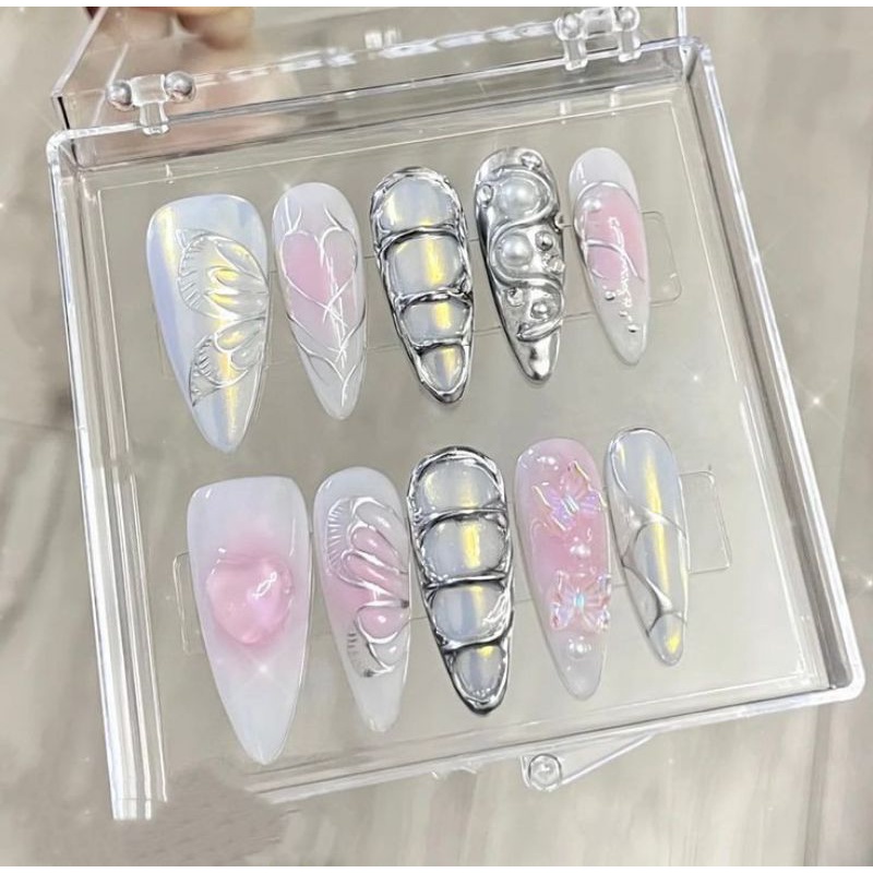 Móng giả_nail box móng thiết kế tim hồng