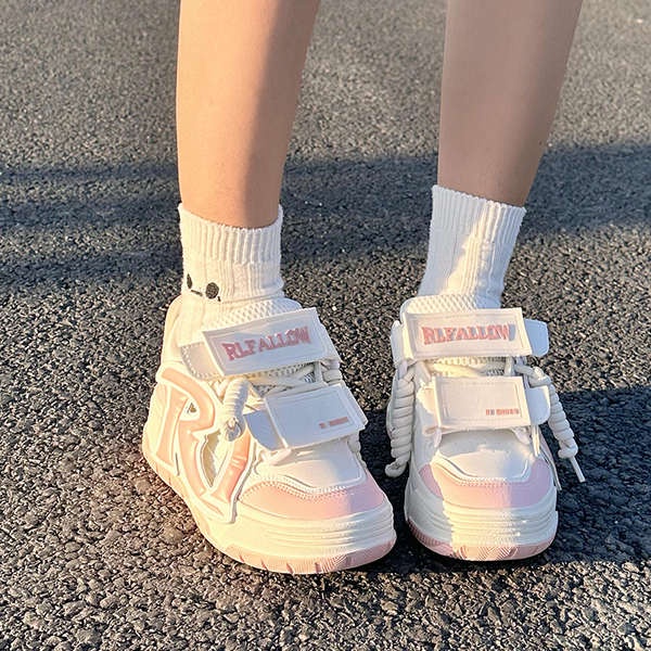 Giày Bánh Mì Đế Dày Màu Trắng Phong Cách Mới Dành Cho Bạn Nữ