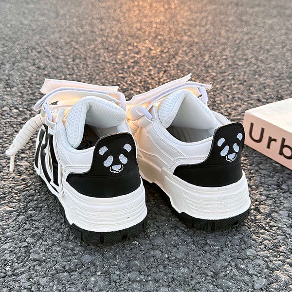 Giày Bánh Mì Đế Dày Màu Trắng Phong Cách Mới Dành Cho Bạn Nữ