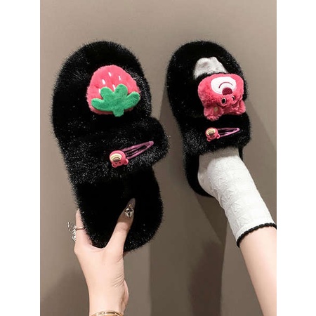 Dép đi trong nhà dễ thương gấu dâu lông ngoài mặc đế dày