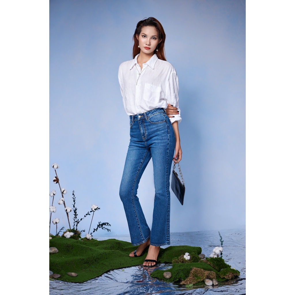 Quần Jeans Nữ Ống Loe Med Blue. Med Blue Women's Flared Jeans -  123WD1084B1950