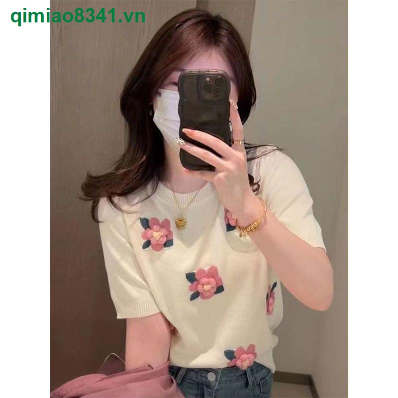 Quần áo cô gái mùa hè mới mỏng phù hợp nhỏ thiết kế tính khí retro cảm giác của những bông hoa nhỏ ngắn tay dệt kim đầu phụ nữ