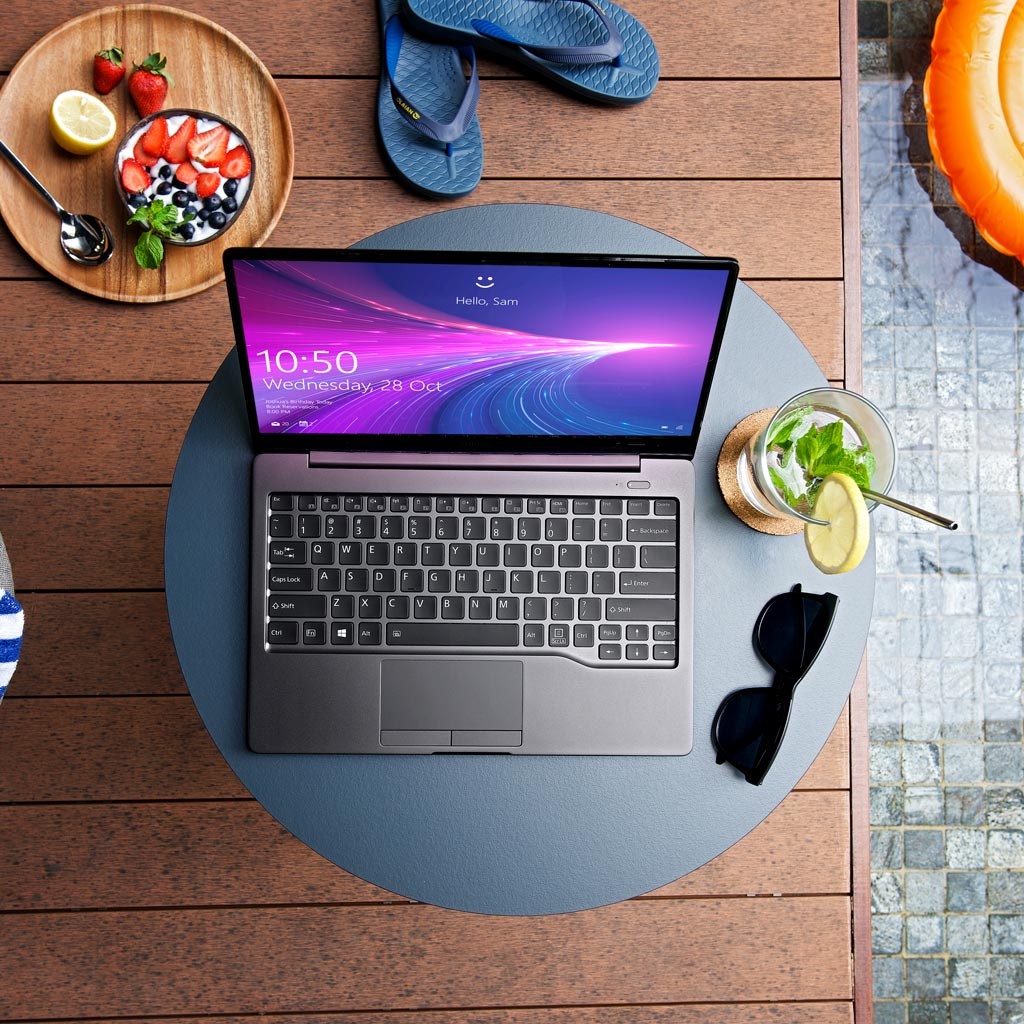 Laptop Fujitsu CH-9C13A1 i7-1165G7/16GB/512GB/Win11 4ZR1J05322