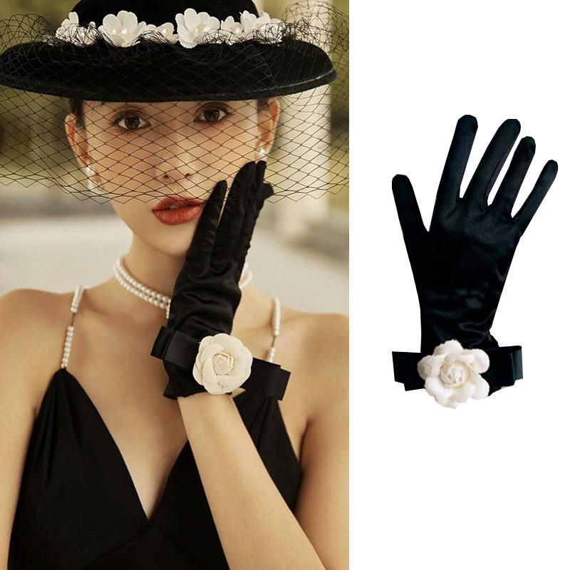 Găng tay váy dạ hội đen găng tay cô dâu bướm đám cưới gạc lưới lữ đoàn đỏ ảnh đạo cụ ảnh pháp retro hepburn s