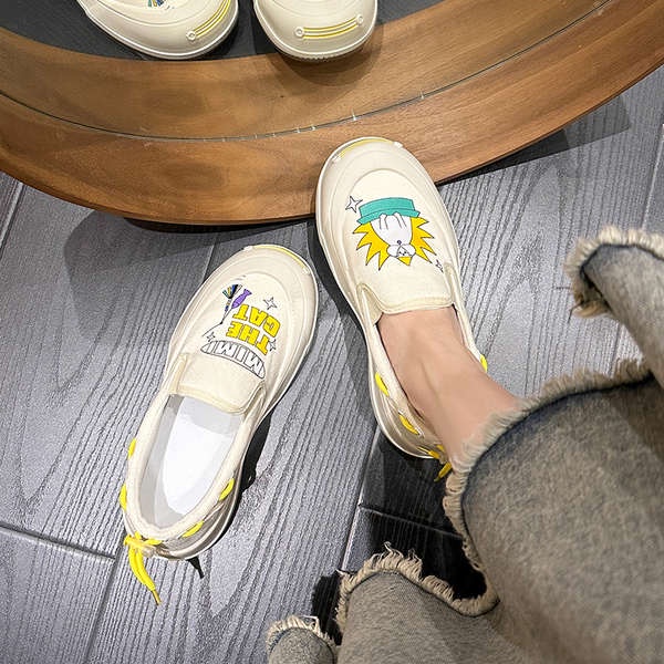 2023 phong cách mới giày nữ thường xuyên graffiti dày-chốt