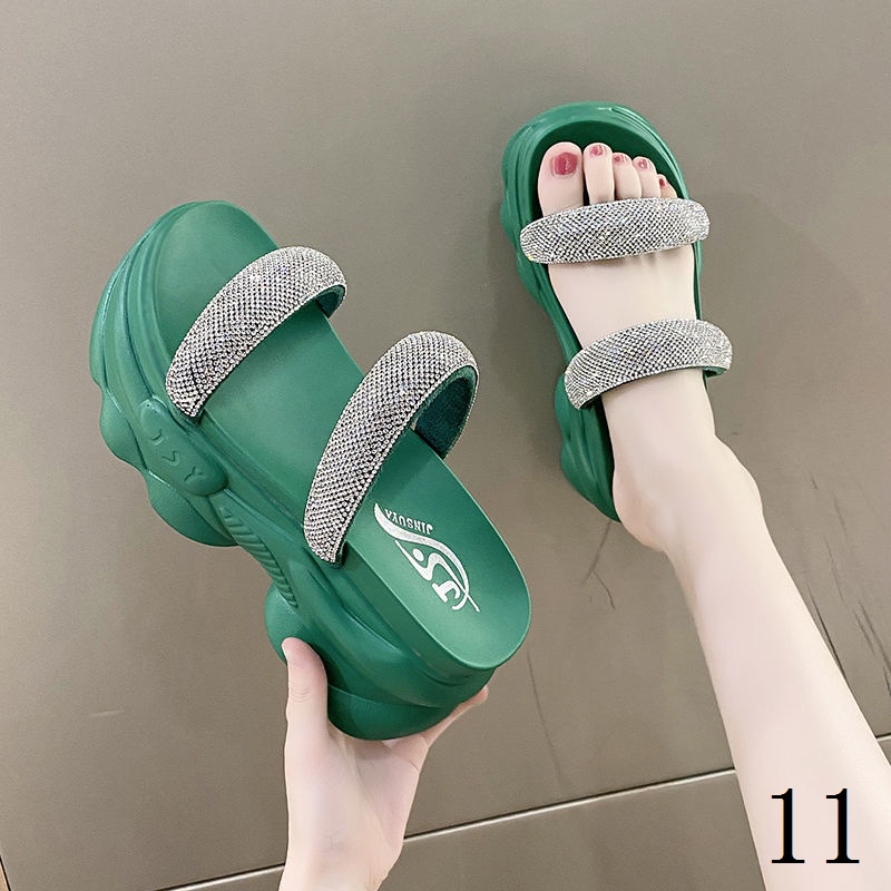 Nêm gót dép phụ nữ mùa hè mặc bên ngoài 2023 phong cách mới bánh xốp dày-khoát rhinestone thời trang flip-flops sand