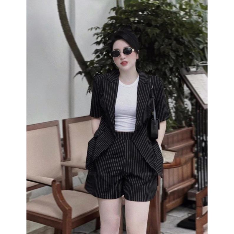 Set vest đen sọc mix short có đệm vai hot