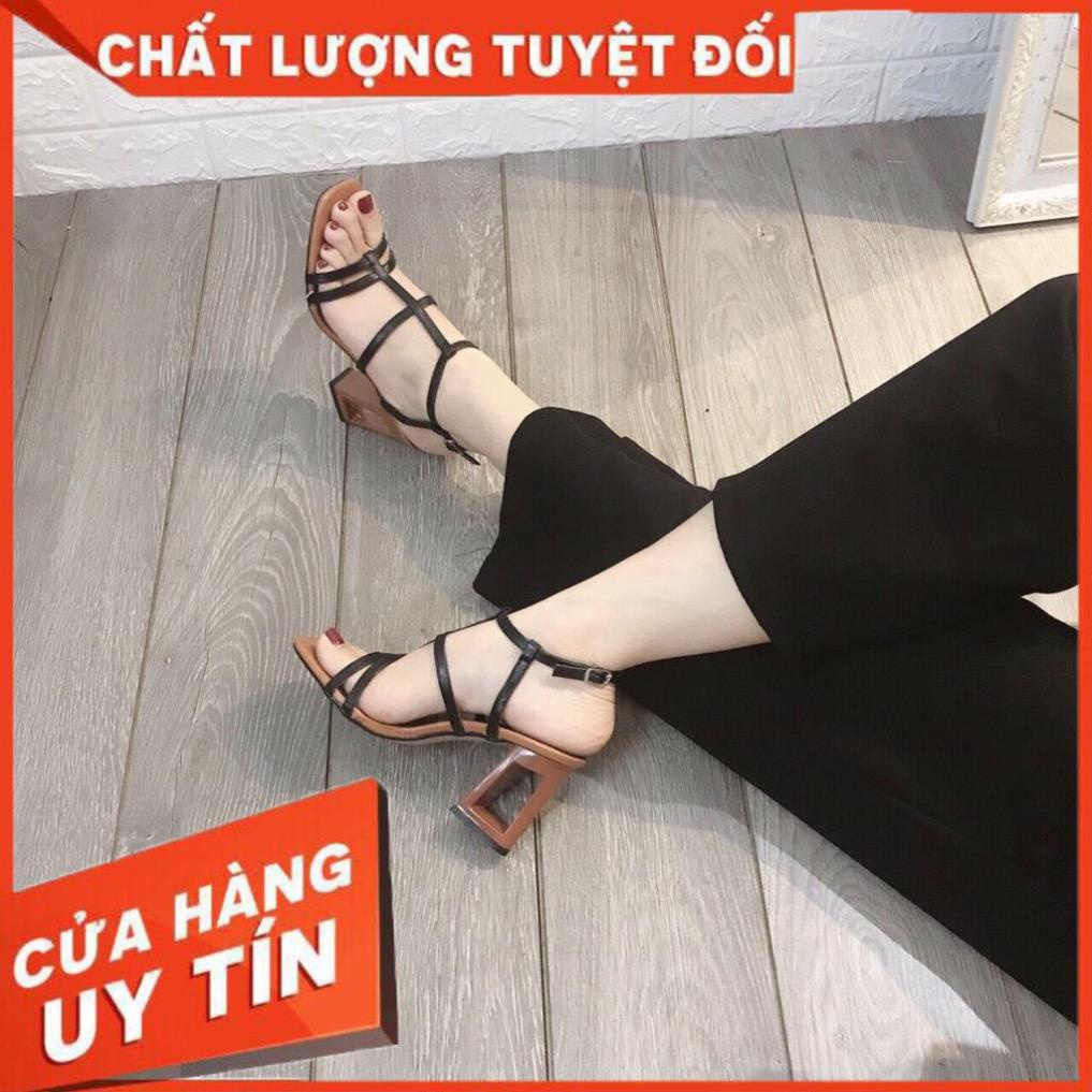 Giày Sandal Nữ Phối Dây Gót Khoét pha 2 màu cao 7P Đơn giản mà Tinh tế  - Giày Bánh Bèo mã Gót Khoét