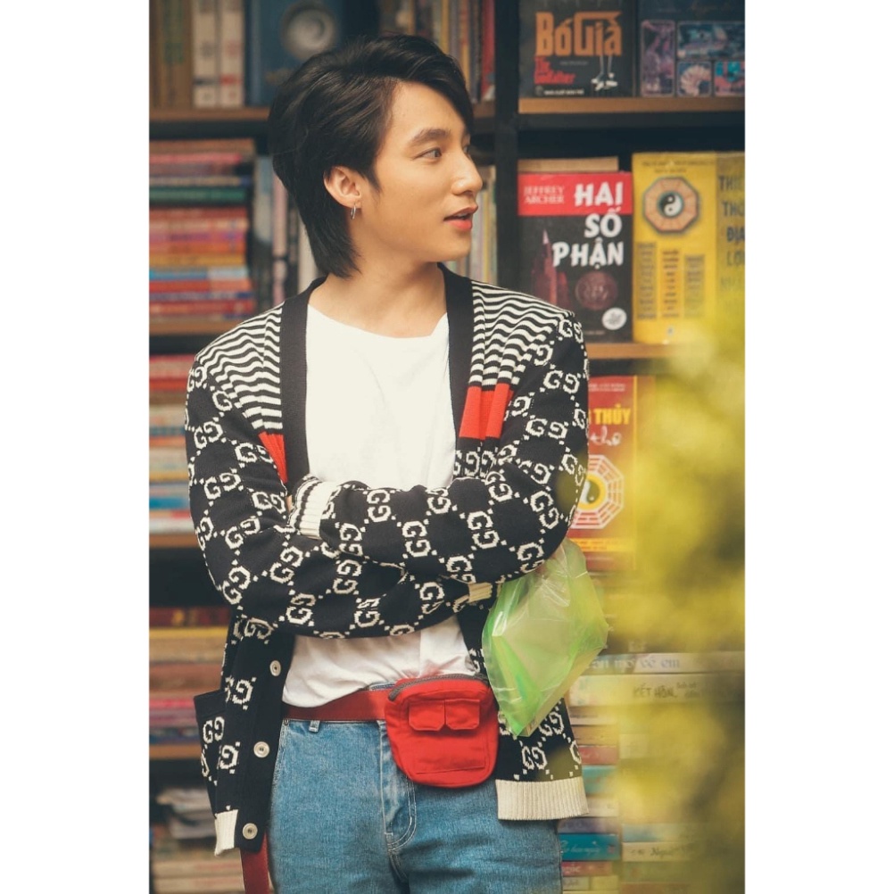 Áo khoác Cardigan Gucci Stripe Knit Áo Khoác Sơn Tùng Dệt Lens 100%