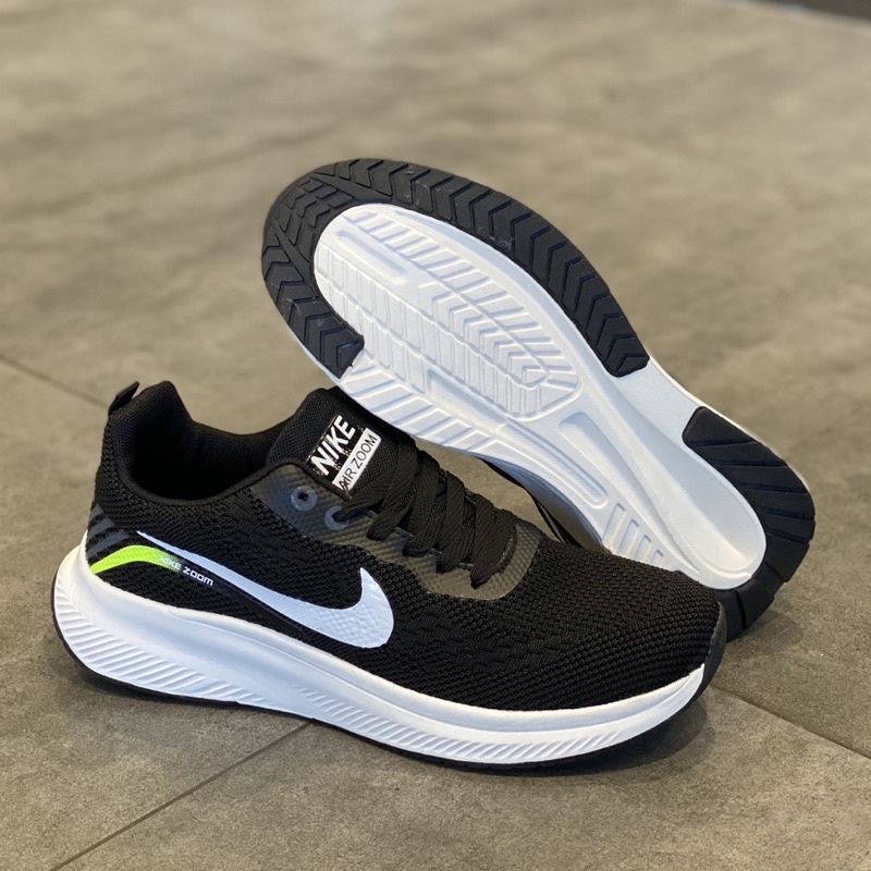 Giày chạy bộ nam đen phối trắng