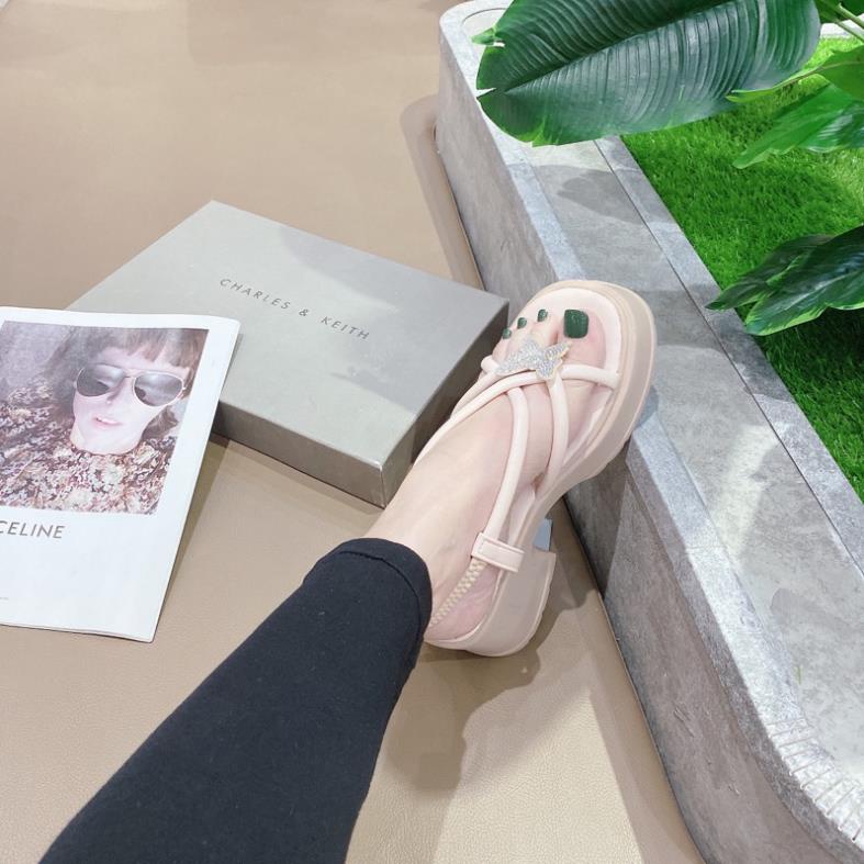 GIÀY SANDAL XỎ NGÓN QUAI DÂY ỐNG CHARM ĐÁ ĐẾ ĐÚC PU CAO 5 PHÂN