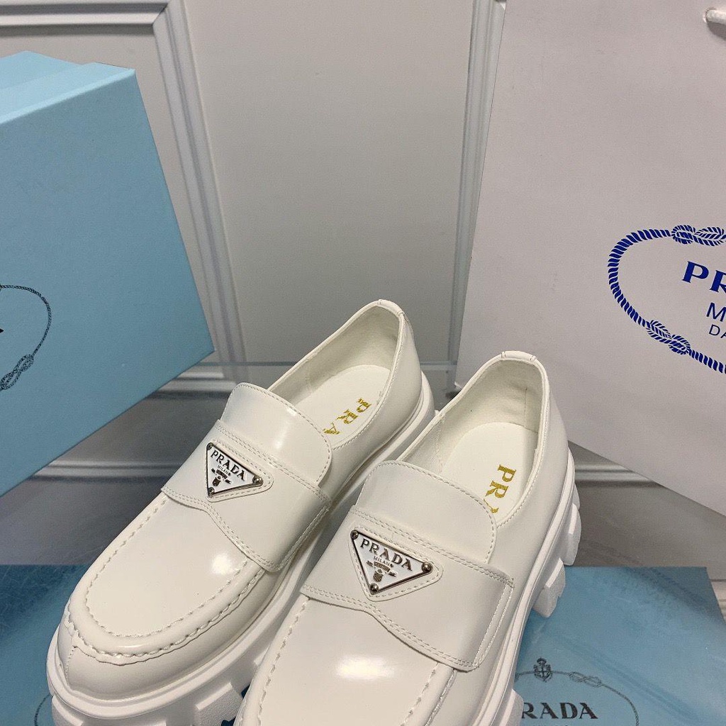 Prada2023 Giày Lười muffin Hình Tam Giác Dày Dặn Phong Cách Mùa Xuân Sang Trọng Da
